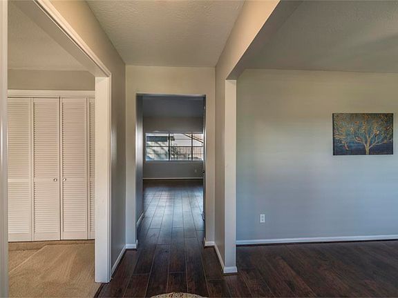 4th image of 5801 Melinda Ln