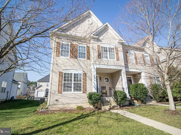 23322 Jonquil Ln, California, MD 20619