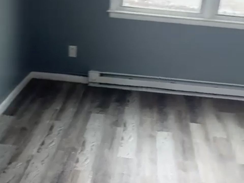 2nd image of 179 Lewis St #3