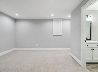 8608 Stearns Ave, Overland Park, KS 66214