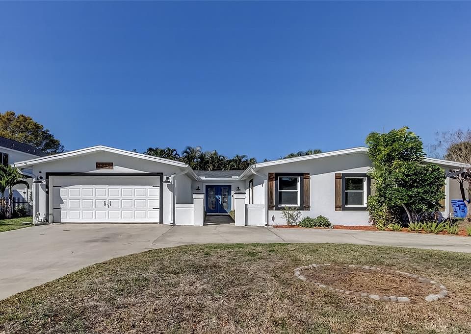 1st image of 3936 E Eden Roc Cir