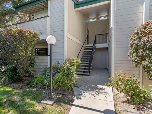 2435 Sycamore Glen Dr #A, Sparks, NV 89434