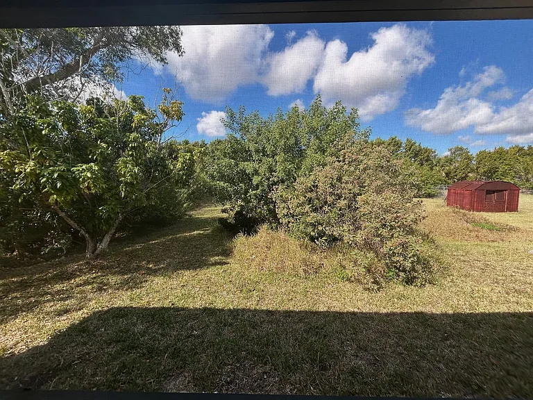 17382 W Carnegie Cir — Photo 16