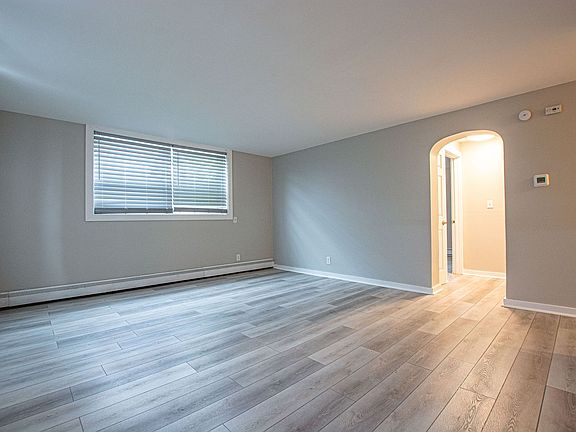 2nd image of 4910 Capitol Ave APT 2