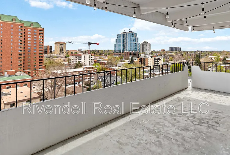 130 N Pearl St #1002 — Photo 10