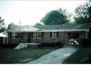 156 Lincoln Dr, Spartanburg, SC 29306