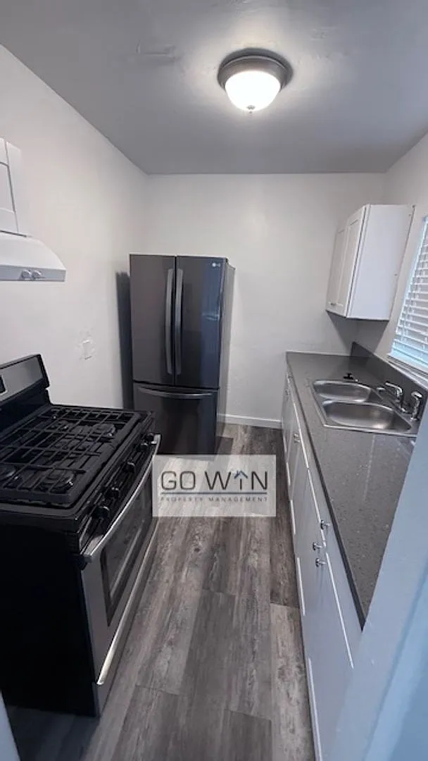 2310 East Roosevelt Street — Photo 3