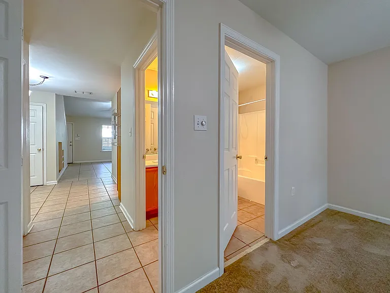 2738 W Tharpe St #1805 — Photo 15