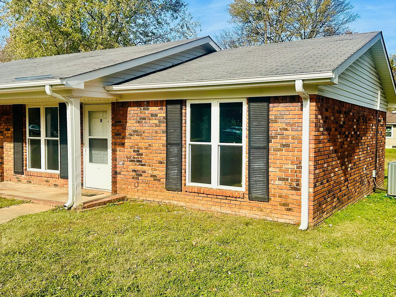 2 bed, 772 sqft, $945 — Photo 3