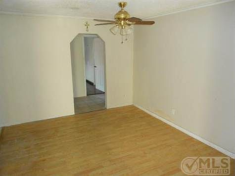 4th image of 119 Palm Cir