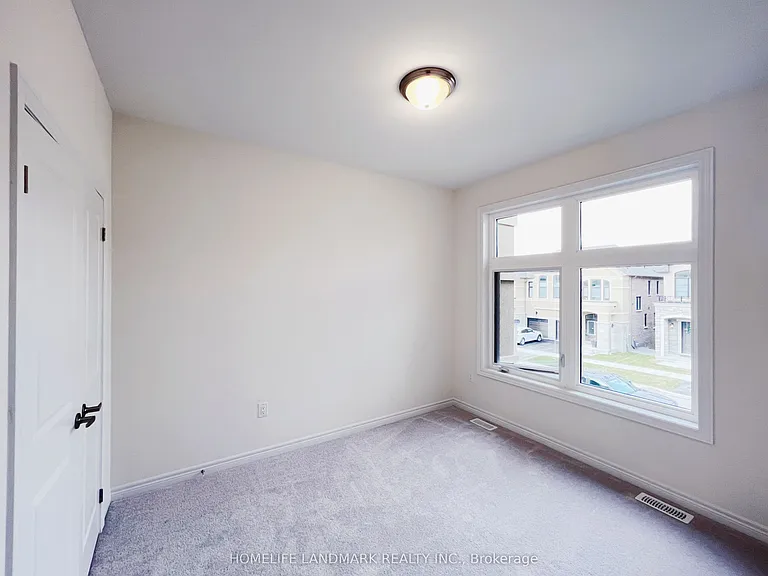47 Boiton St — Photo 8