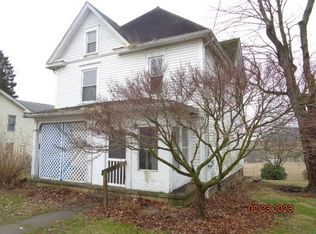 742 Fairview Rd, North Washington, PA 16048