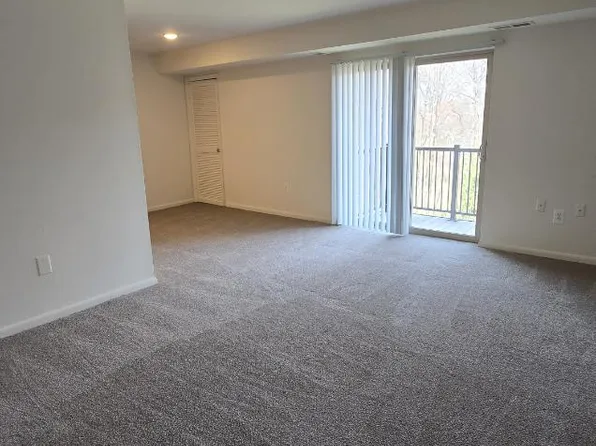 148 Hammarlee Rd APT J, Glen Burnie, MD 21060