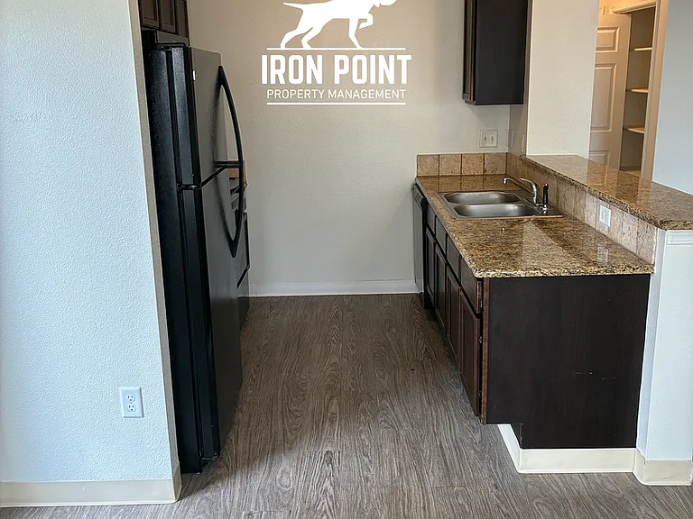 11139 W Brassy Cove Loop — Photo 5