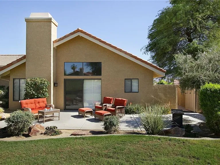 10 Pamilla Way — Photo 22