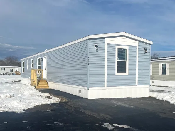 4102 Bermond Ct #4102, Liverpool, NY 13090