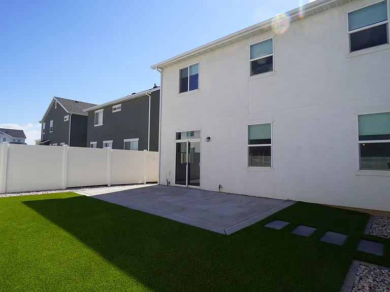 2143 W Natalie Ave — Photo 25