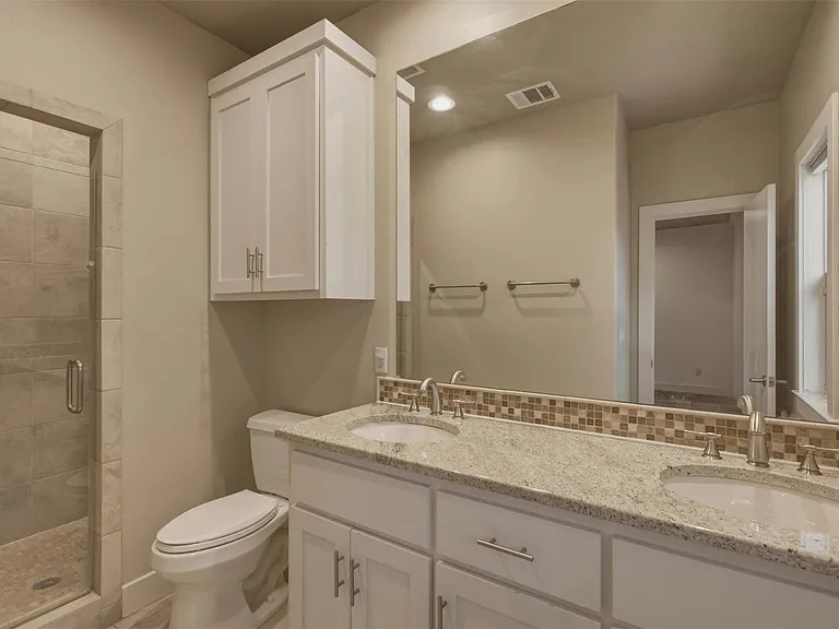 1315 W Anderson Ln #A — Photo 23