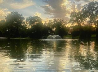 36 Lucas Dr, Palos Hills, IL 60465