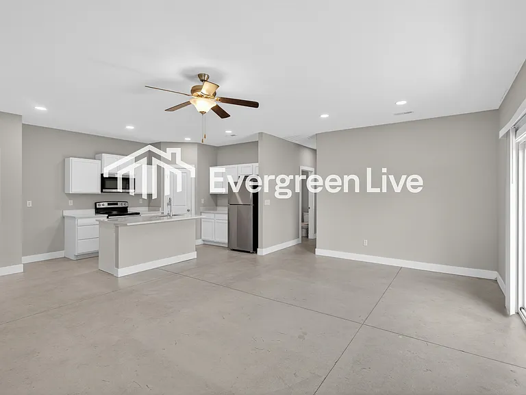 102 E Santa Fe Cir — Photo 4