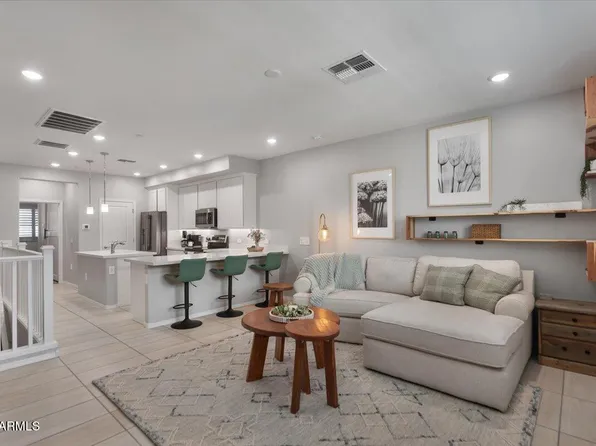 1849 E CHELSEA Lane #103, Gilbert, AZ 85295