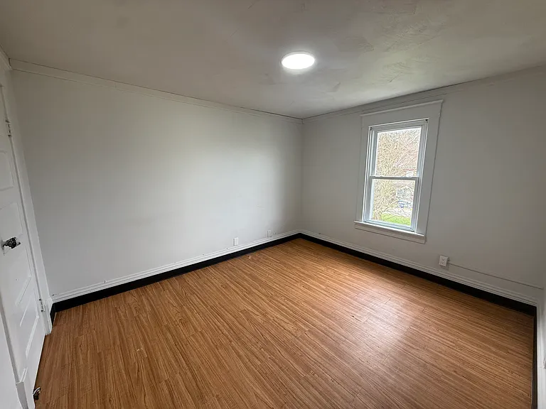 720 Baldwin Ave — Photo 9