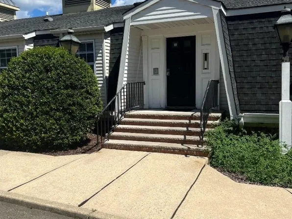 662 Goffle Rd #23, Hawthorne, NJ 07506