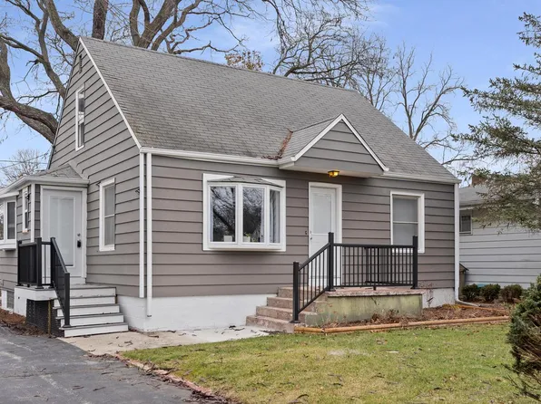 6463 North Garden Grove LANE, Glendale, WI 53209