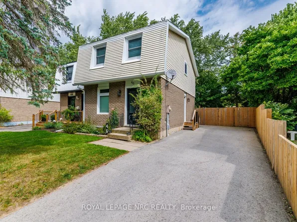 46 Graystone Cres, Welland, ON L3C 6G7