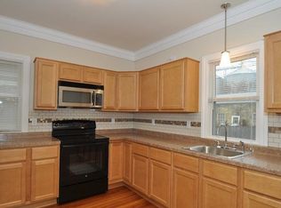 224 W Chestnut St, Burlington, WI 53105