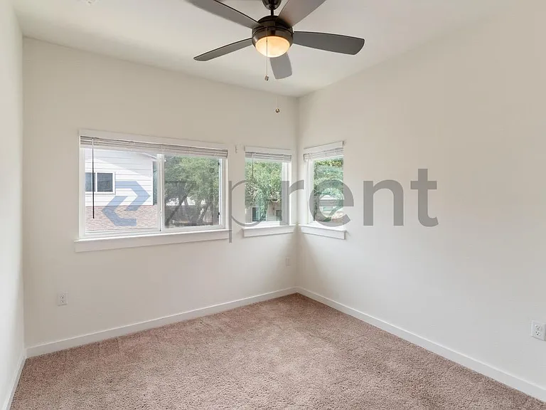 6800 Menchaca Rd #45 — Photo 43