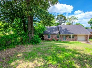 9308 W 6th St, Little Rock, AR 72205