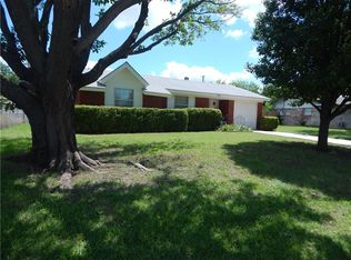 9005 Toto Rd, White Settlement, TX 76108