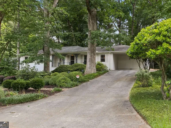 2478 Tanglewood Rd, Decatur, GA 30033