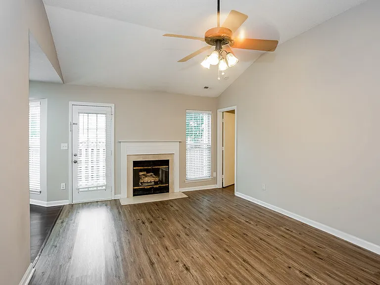 10342 Battle Ct — Photo 4
