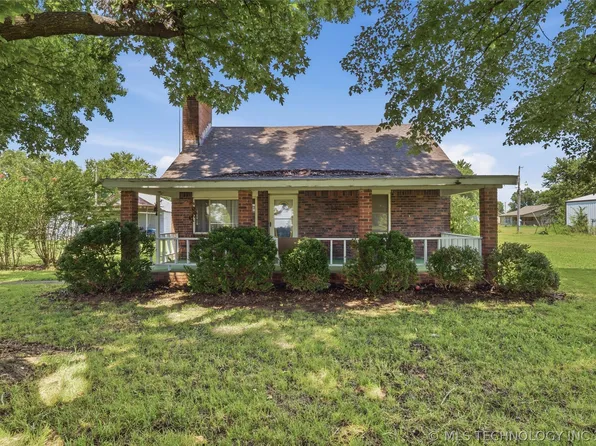 2732 Old Airport Rd, Pryor, OK 74361