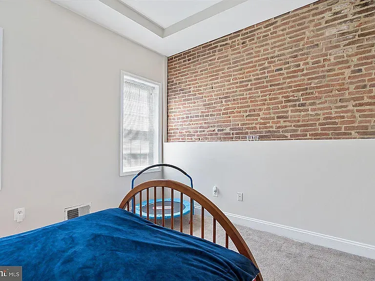 522 S Clinton St — Photo 23