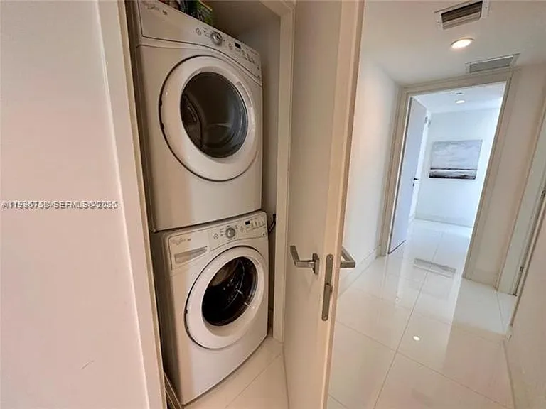 1300 Brickell Bay Dr #3206 — Photo 21