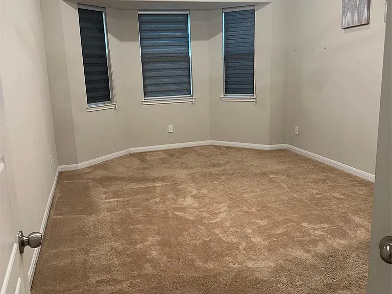 1617 Darwin Cedar Dr — Photo 25