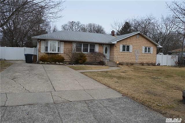1st image of 171 Norwood Ave