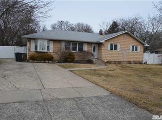 171 Norwood Ave, Port Jefferson Station, NY 11776