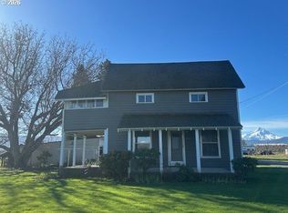 1745 Winston Rd, Hood River, OR 97031