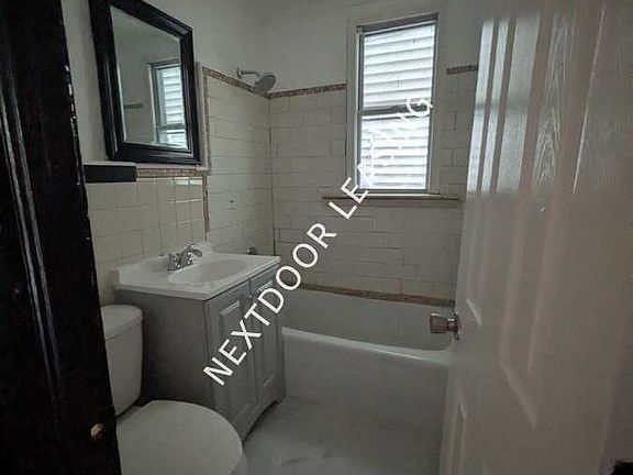 2nd image of 241 Duncan Ave #1M