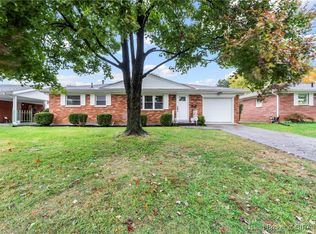 205 Robin Lynne Dr, New Albany, IN 47150