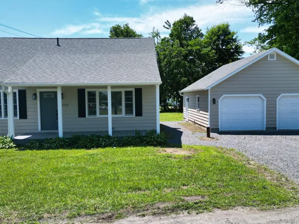 3725 Burgoyne Avenue, Hudson Falls, NY 12839