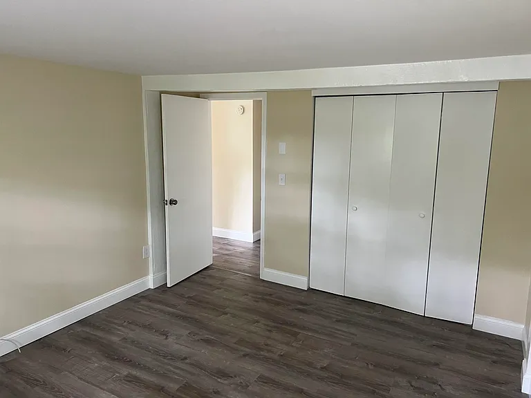 82 High St #4 — Photo 10