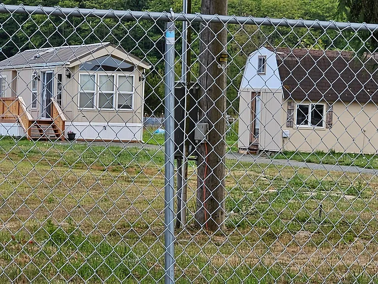 Abbott Rd N — Photo 5