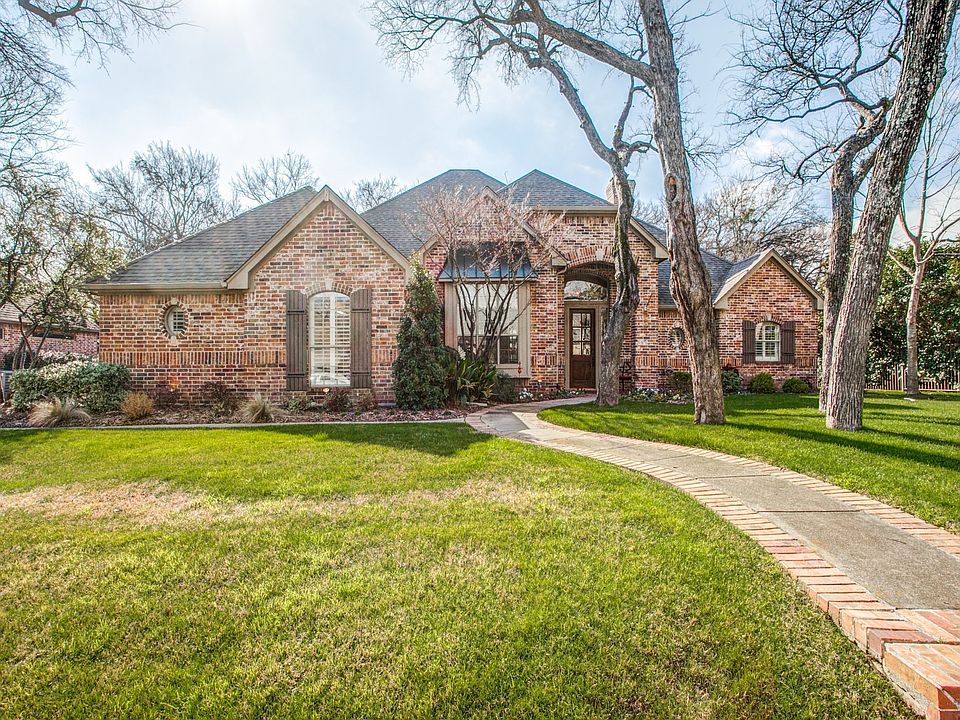 1st image of 995 Benton Woods Dr