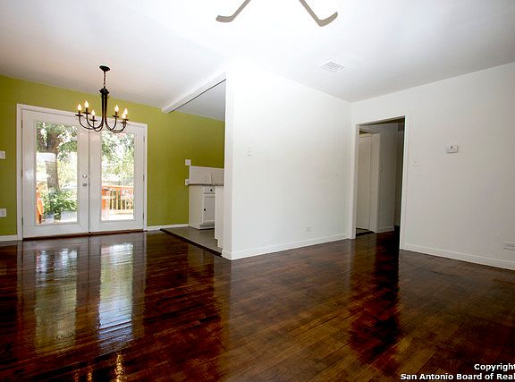 5th image of 515 McIlvaine St