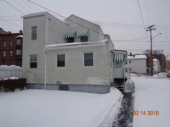 4th image of 8 Columbia St